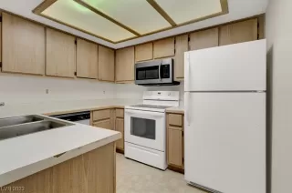 Photo #3: 2535738 Listing 