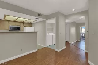 Photo #6: 2535738 Listing 