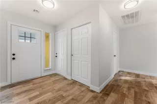 Photo #3: 2535740 Listing 