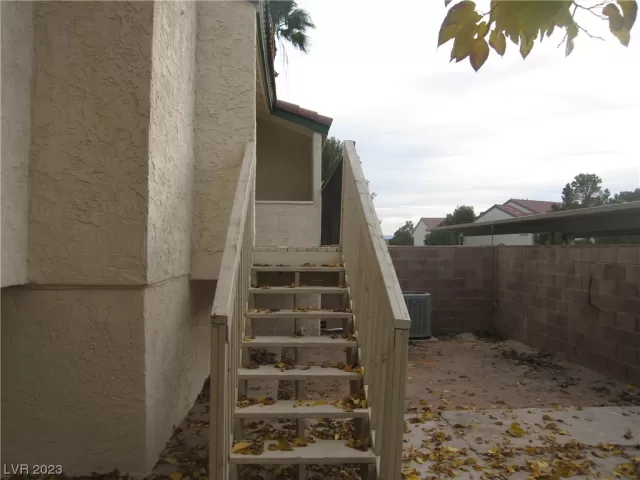 MLS: 2535752 Condo For Sale