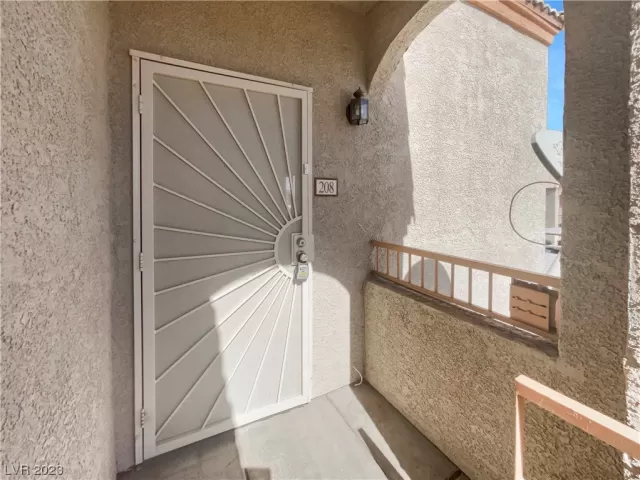 MLS: 2535759 Condo For Sale