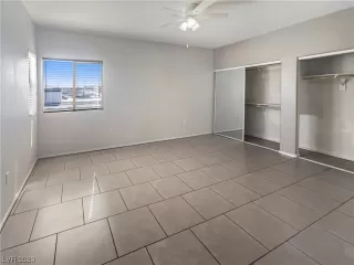 Photo #4: 2535759 Listing