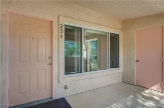Photo #3: 2535848 Listing