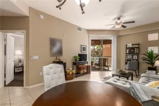 Photo #6: 2535859 Listing 