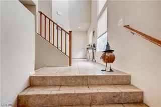 Photo #5: 2535873 Listing