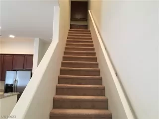 Photo #5: 2535924 Listing 