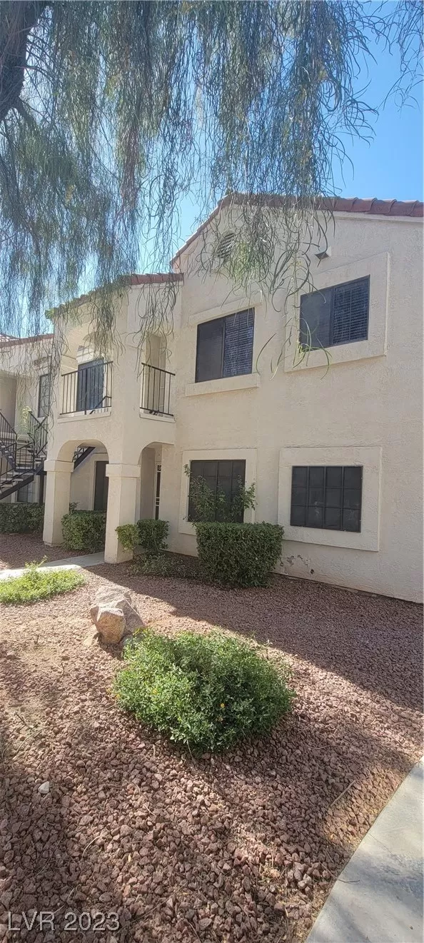 MLS: 2535928 Condo For Sale