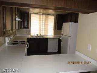 Photo #4: 2535946 Listing 