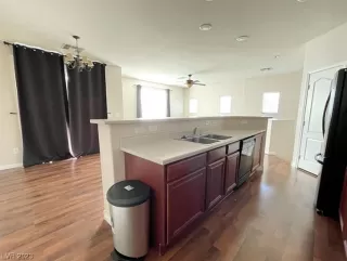 Photo #5: 2535949 Listing 