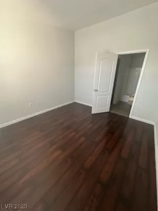 Photo #4: 2535959 Listing 