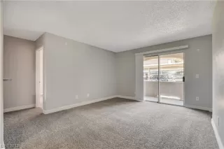 Photo #6: 2535982 Listing 