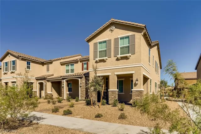 MLS: 2535983 Condo For Sale