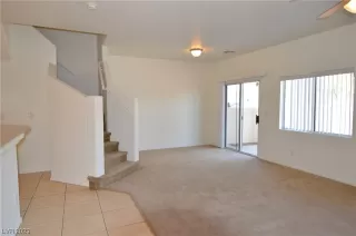 Photo #3: 2535986 Listing 