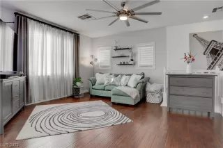 Photo #3: 2536004 Listing 