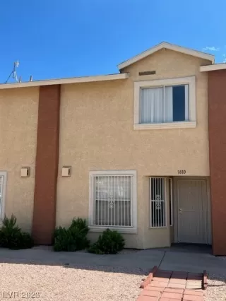 Photo #1: 2536006 Listing