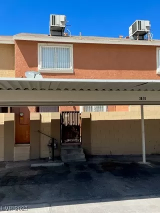 Photo #2: 2536006 Listing