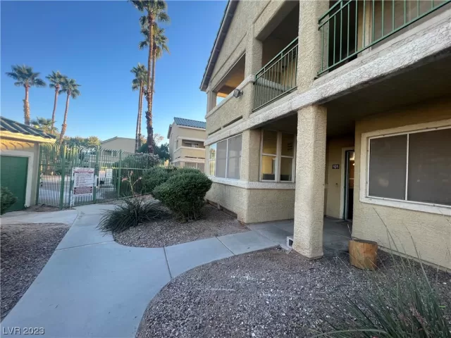 MLS: 2536040 Condo For Sale