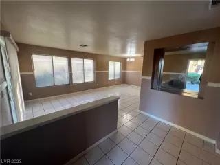 Photo #2: 2536040 Listing 