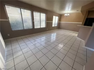 Photo #3: 2536040 Listing 