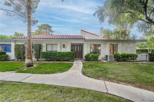 MLS: 2536045 Condo For Sale