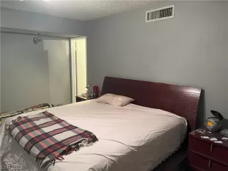 Photo #5: 2536063 Listing