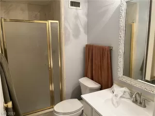 Photo #6: 2536063 Listing