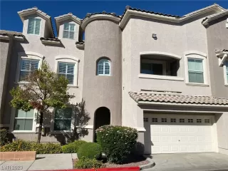 Photo #1: 2536073 Listing 