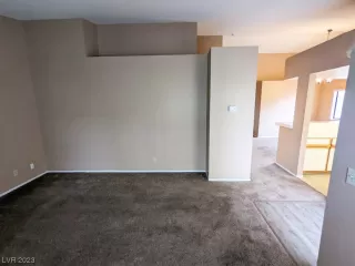 Photo #5: 2536087 Listing 