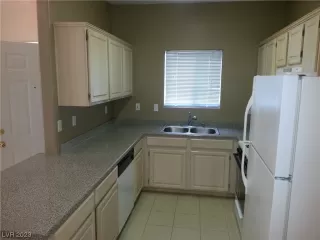 Photo #3: 2536106 Listing 