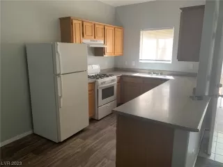 Photo #3: 2536116 Listing 