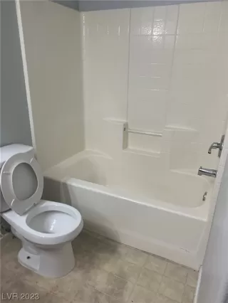 Photo #6: 2536116 Listing 