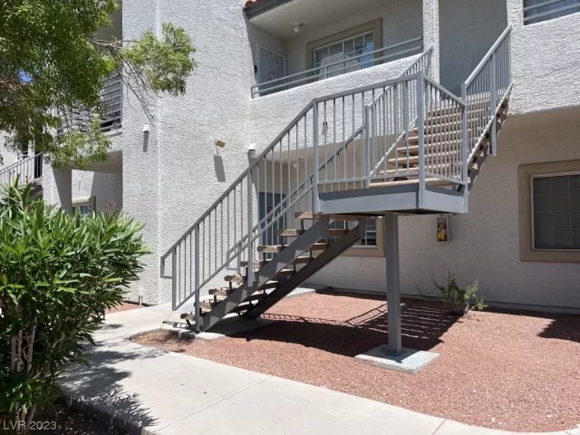 MLS: 2536140 Condo For Sale