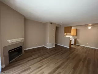 Photo #4: 2536140 Listing 