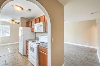 Photo #2: 2536150 Listing 