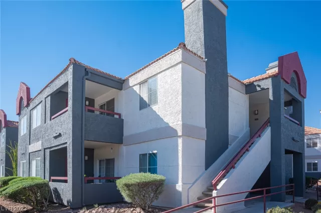 MLS: 2536152 Condo For Sale