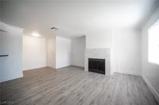 Photo #2: 2536152 Listing 