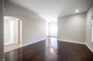 Photo #1: 2536162 Listing