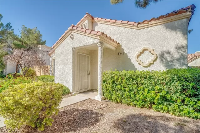 MLS: 2536166 Condo For Sale