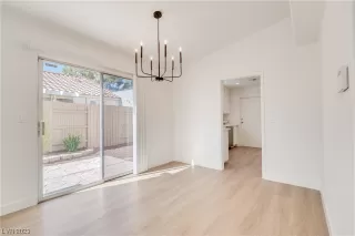 Photo #5: 2536166 Listing 