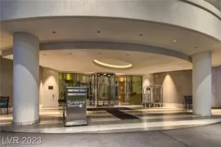 Photo #3: 2536175 Listing