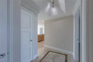 Photo #5: 2536175 Listing