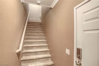 Photo #1: 2536180 Listing 