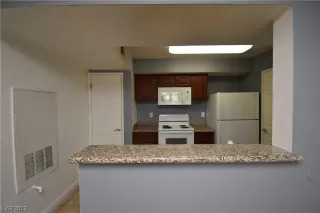 Photo #3: 2536184 Listing 