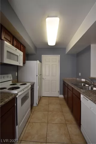 Photo #5: 2536184 Listing 