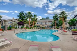 Photo #5: 2536252 Listing