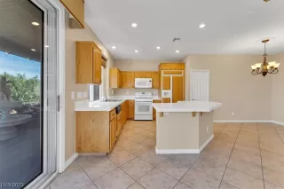 Photo #4: 2536284 Listing 