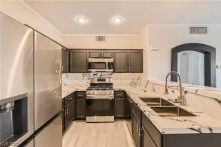 Photo #1: 2536288 Listing 