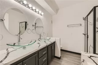 Photo #6: 2536288 Listing 