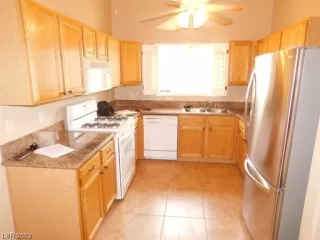 Photo #6: 2536296 Listing 