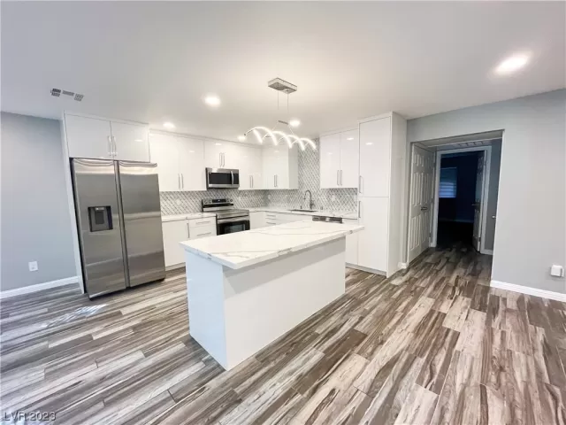 MLS: 2536304 Condo For Sale